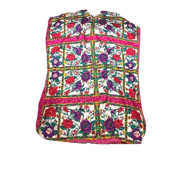 Winlar Other - WINLAR Vintage Floral Print Polyester One Size Fits‎ All Caftan Kimono Tunic